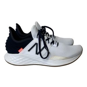 New Balance Roav Sneakers Men’s White Blue